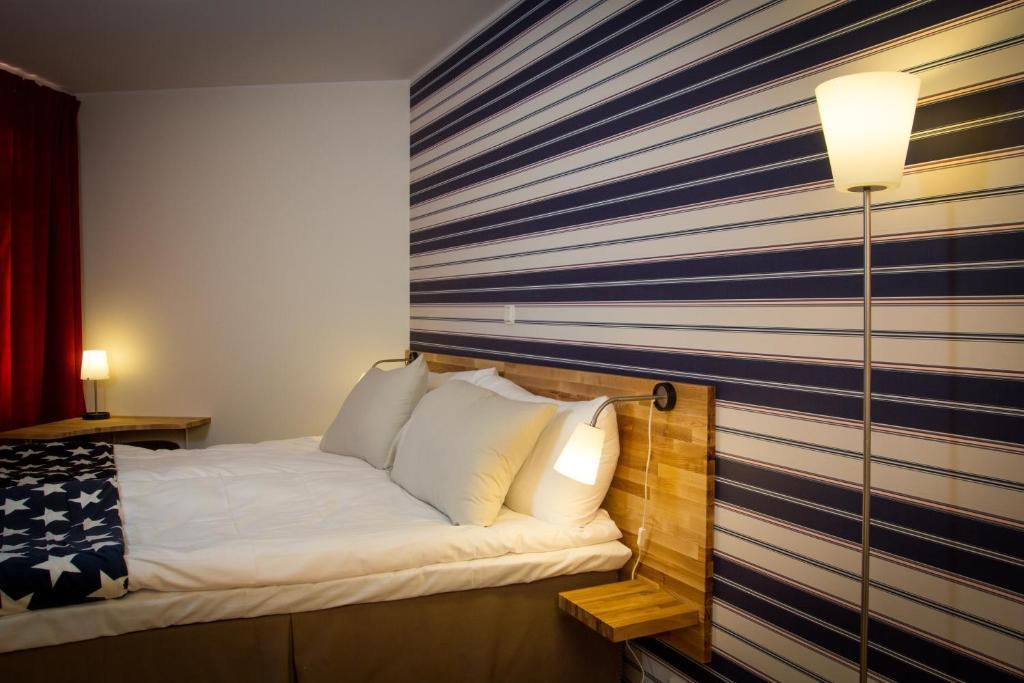 Kompassen Enköping Kamer foto